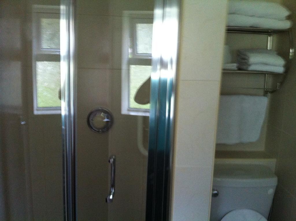 Fountain House B&B Макруум Екстериор снимка